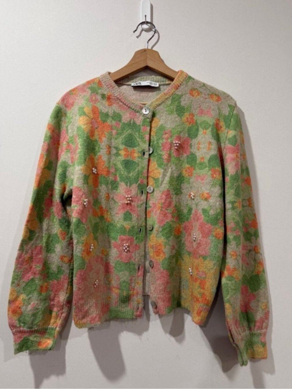 ZARA Floral Knit Cardigan Pearl Detail Size M - Picture 2 of 11